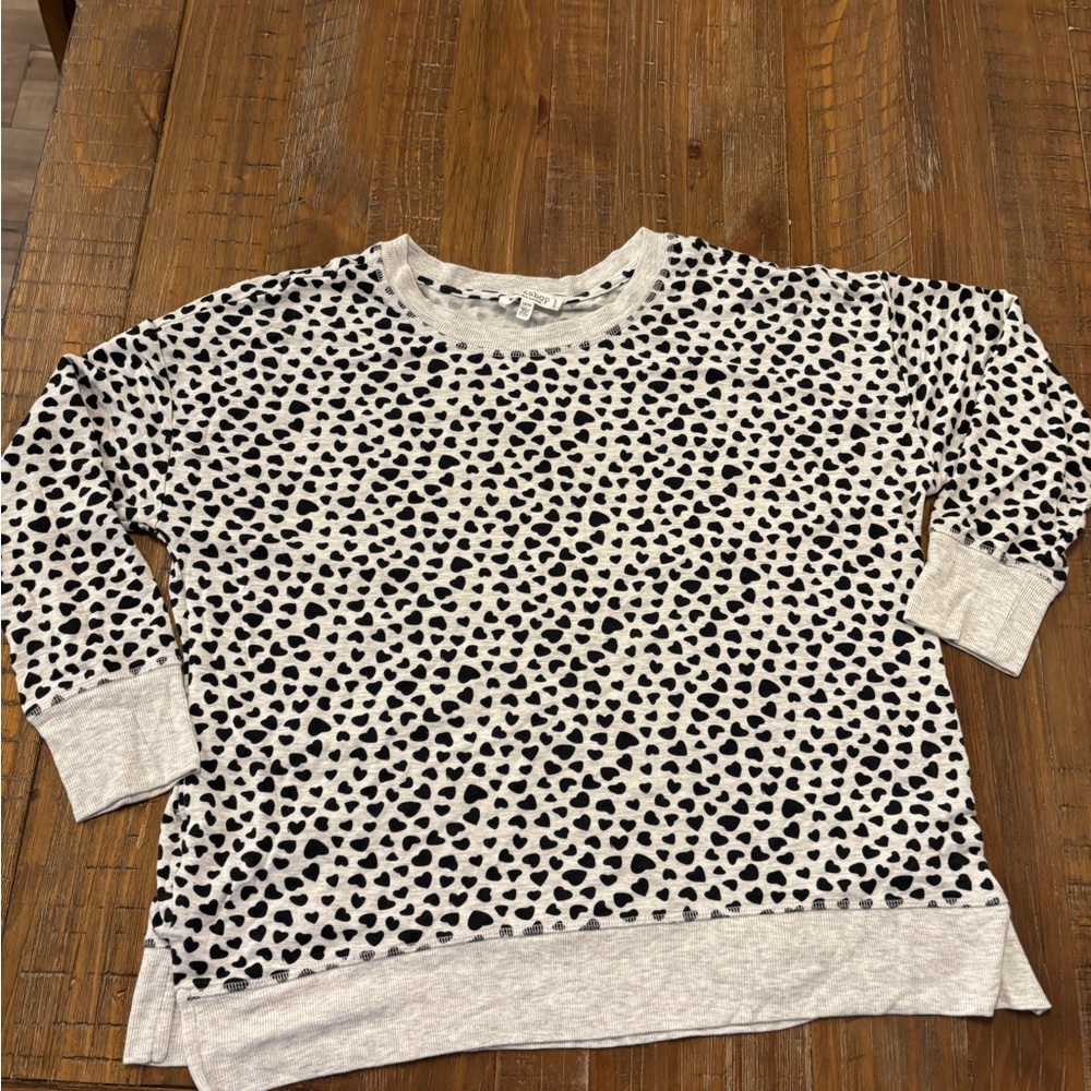 Workshop Republic Clothing Black Heart Pattern Top